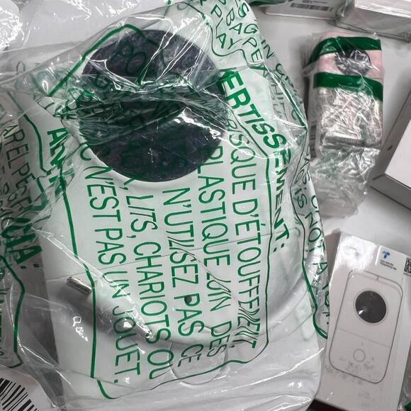 Lot 26 Phomemo D30 Smart Mini Label Maker Wireless Bluetooth Portable Printer - Picture 3 of 10